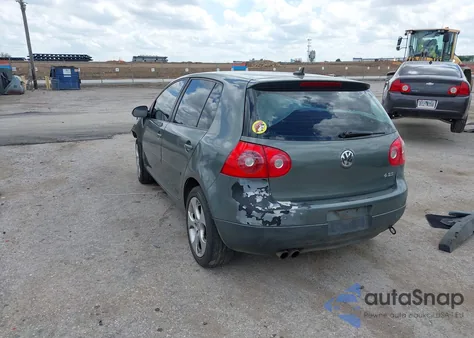 2007 Volkswagen Rabbit 4-Door z USA, uszkodzony, nr VIN WVWDR71K17W224630